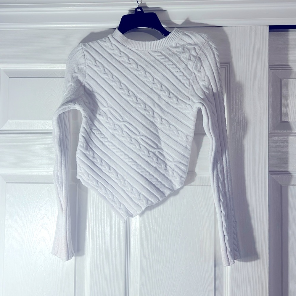 Willow n root sweater size m